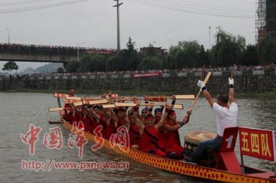 湘东旱龙船