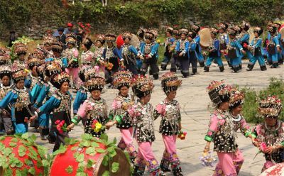 苗族四月八“跳花节”