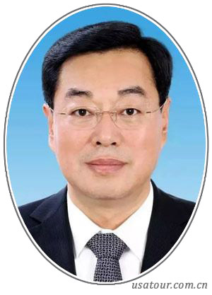 杨东奇